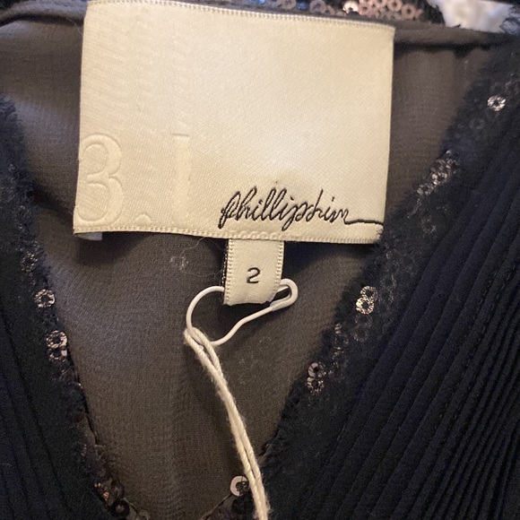3.1 Phillip Lim Liquid Sequin V Neck Top with pintucked chiffon - Picture 7 of 11